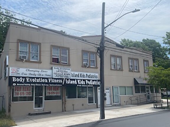 Primary Photo Of 515-519 Broadway, Staten Island Storefront Retail Residential For Lease