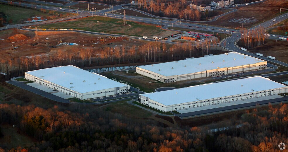 More Photos Of 7901 Indlea Point, Greensboro Manufacturing For Lease
