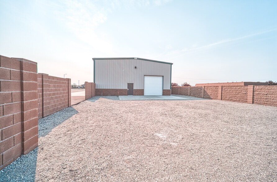 More Photos Of 2901 Rainier Pl, Pasco Warehouse For Lease