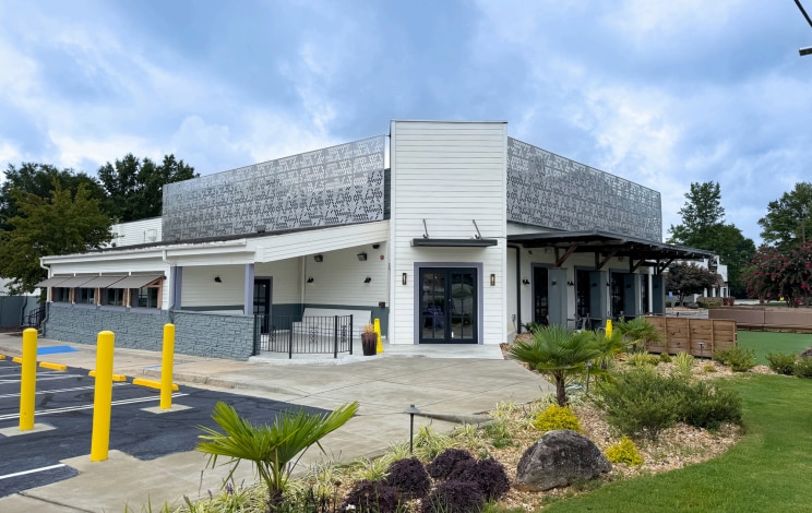 Primary Photo Of 1701 Browns Bridge Rd, Gainesville Restaurant For Sale