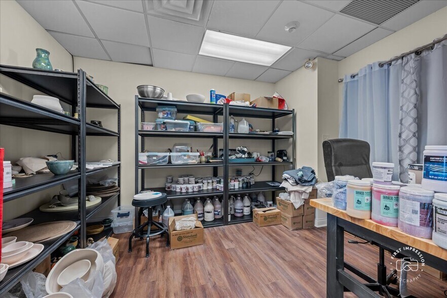 More Photos Of 4958 Main St, Downers Grove Office Residential For Lease
