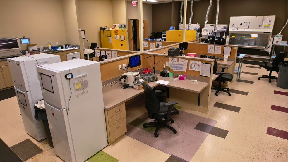 More Photos Of 4850 Northshore Ln, North Little Rock Office For Sale