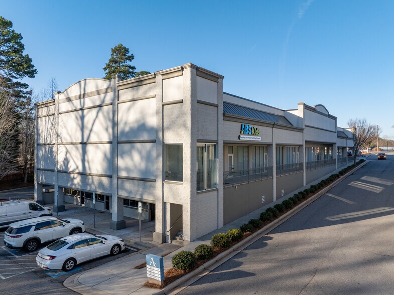 More Photos Of 916 Cox Rd, Gastonia Office For Lease