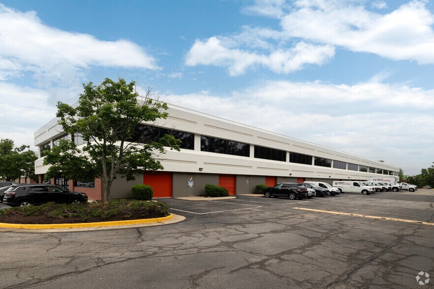 More Photos Of 7426-7432 Alban Station Blvd, Springfield Unknown For Lease