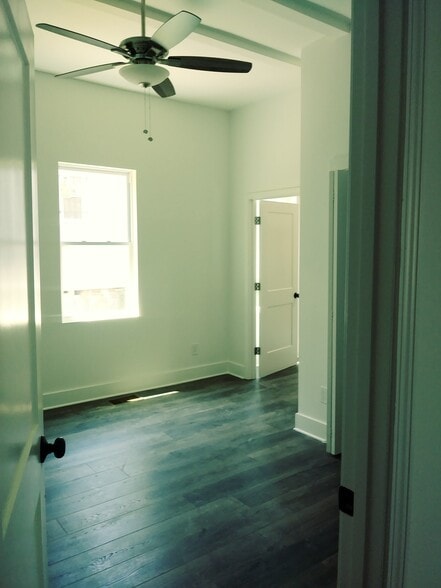 More Photos Of 1092 Sells Ave SW, Atlanta Specialty For Sale