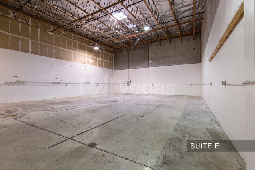 More Photos Of 4545 N Lamb Blvd, Las Vegas Distribution For Lease