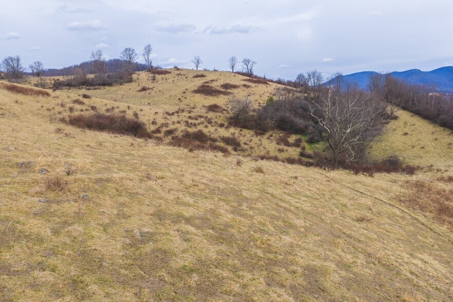 More Photos Of 230 Barn Ave, North Tazewell Land For Sale