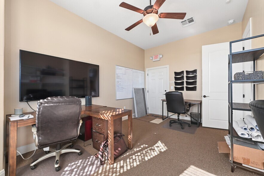 More Photos Of 18580 FM 1431, Jonestown Office For Sale