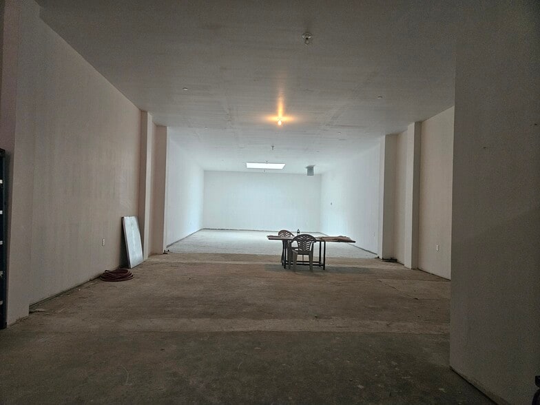 More Photos Of 62 N 9th St, Brooklyn Apartments For Lease