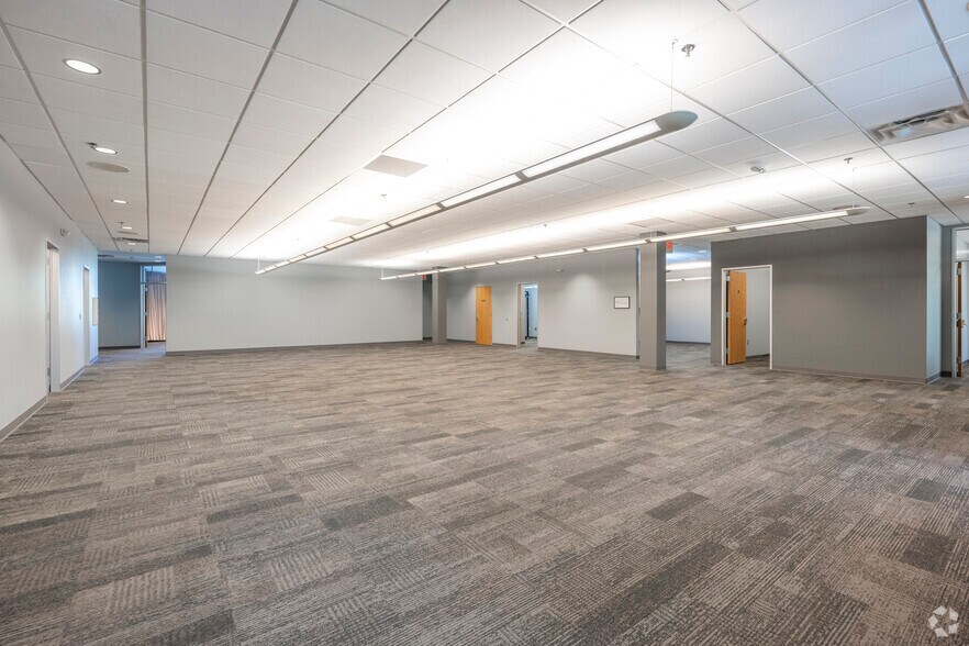 More Photos Of 4900 Lang Ave NE, Albuquerque Office For Lease