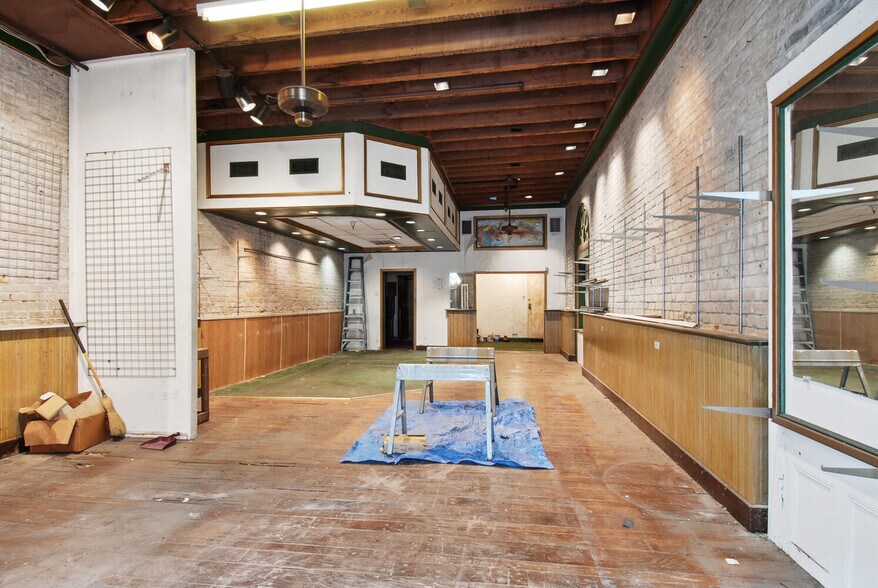More Photos Of 627 Toulouse St, New Orleans Apartments For Lease