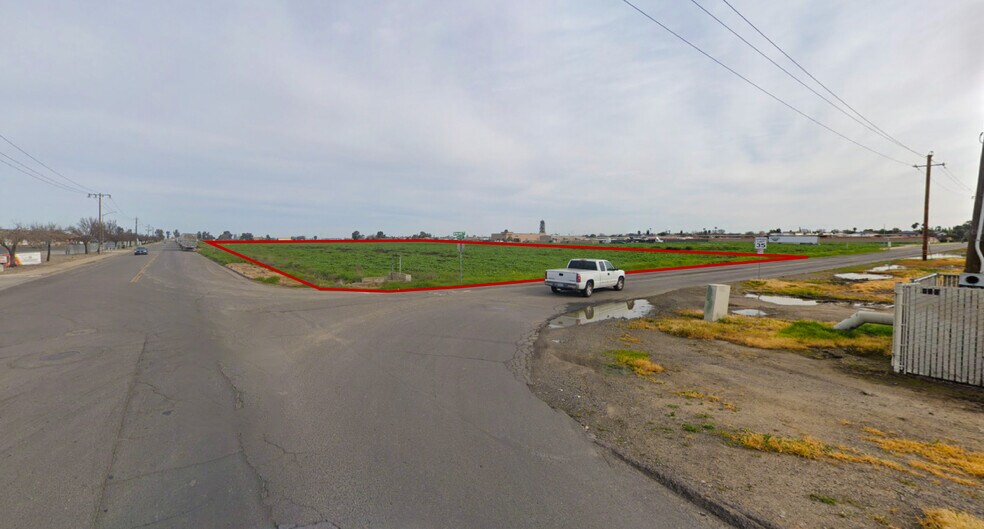 More Photos Of 604 Willmott Ave, Los Banos Land For Sale