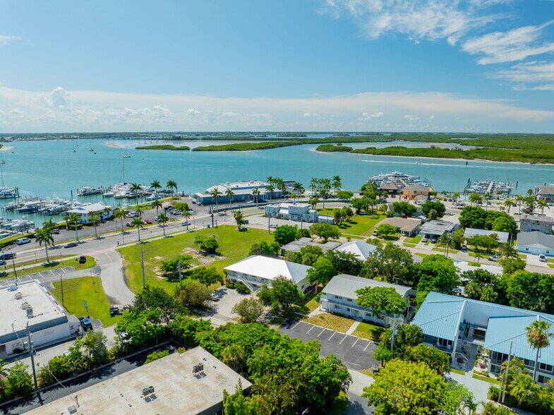 More Photos Of 1150 Carlton Ct, Fort Pierce Apartments For Sale