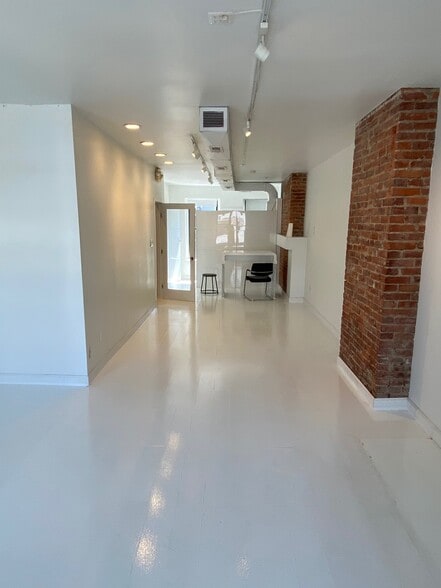 More Photos Of 1843 14th St NW, Washington Storefront For Lease