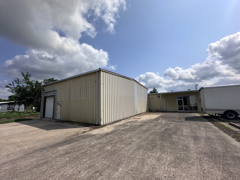 More Photos Of 116 Newspaper Dr, La Place Flex For Sale