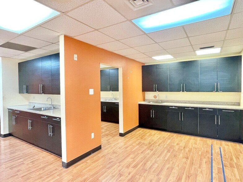 More Photos Of , Merrillville Office For Sale