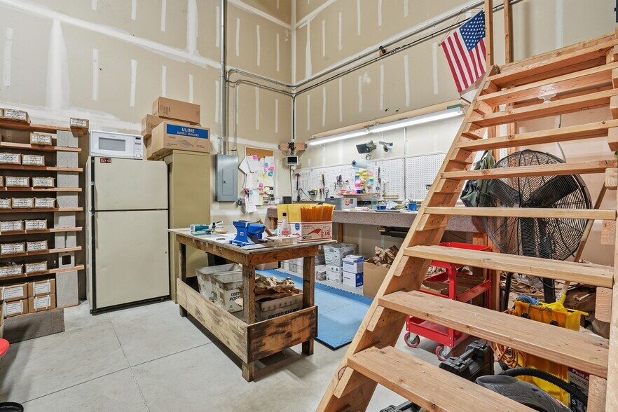 More Photos Of 1845 Wildwood St, Boise Flex For Sale