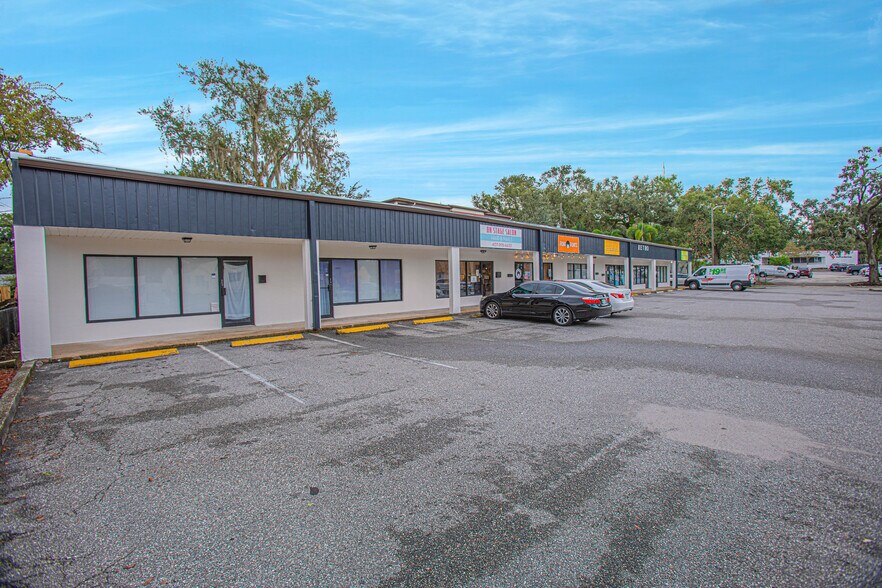 More Photos Of 51 N Bumby Ave, Orlando Unknown For Sale