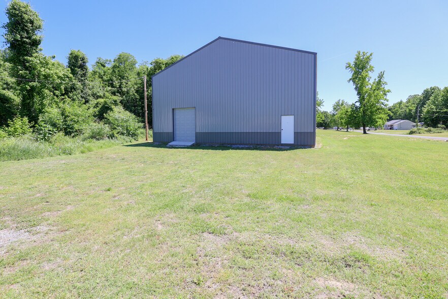 More Photos Of 240 Ball Park Loop, Ledbetter Flex For Sale