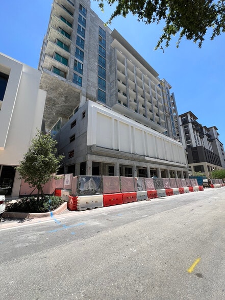 More Photos Of 4011 Salzedo St, Coral Gables Apartments For Lease