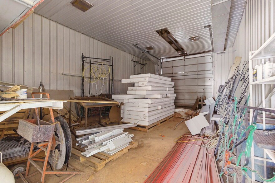 More Photos Of 790 10th st, Cassville Industrial For Sale