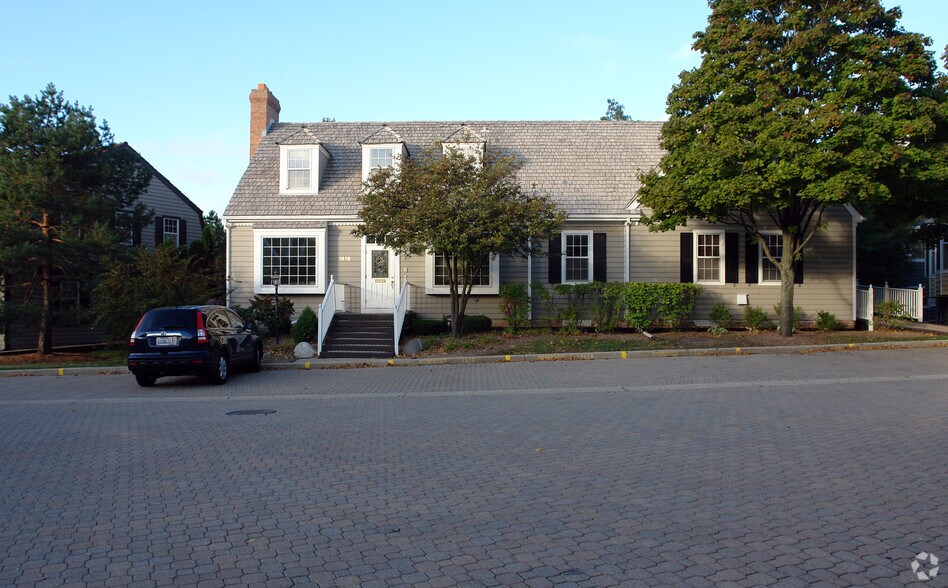More Photos Of 1618 W Colonial Pky, Inverness Office For Sale