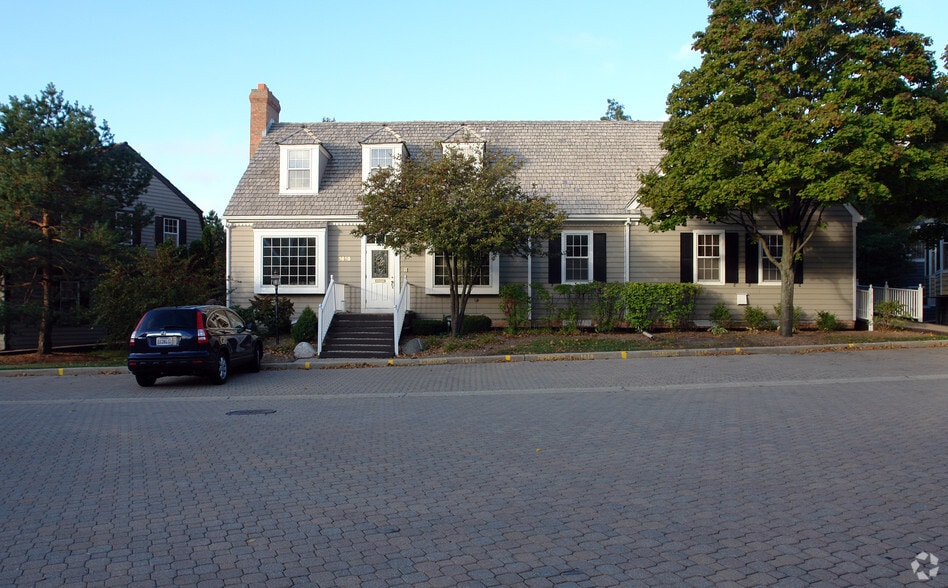 More Photos Of 1618 W Colonial Pky, Inverness Office For Lease