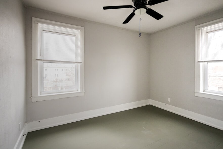 More Photos Of 2683 Central Ave, Detroit Apartments For Sale