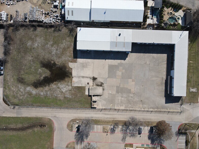 Primary Photo Of 4400 Preston Rd, Frisco Warehouse For Lease