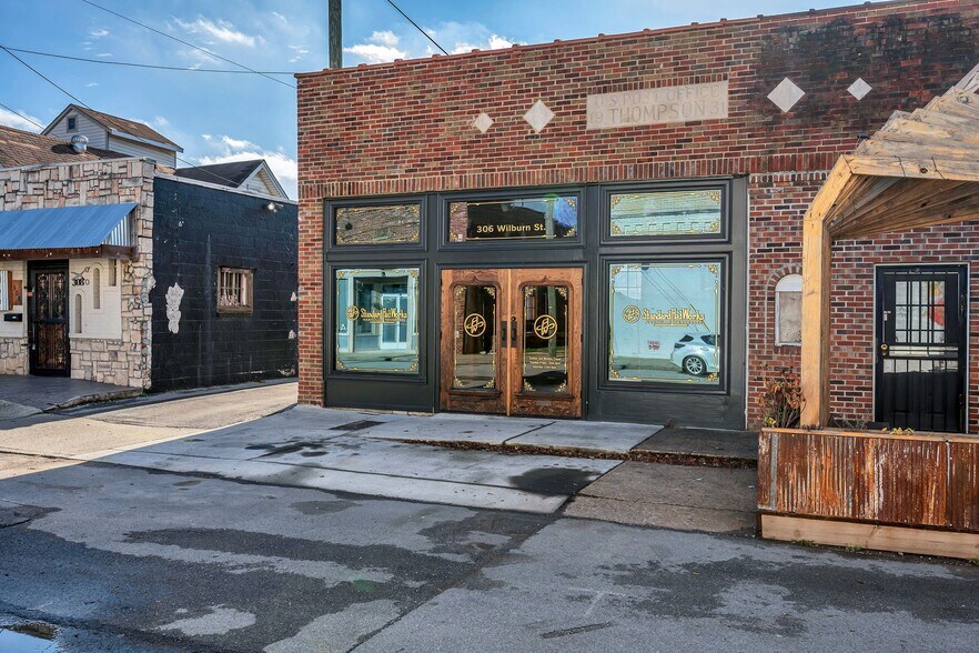 More Photos Of 306 Wilburn st, Nashville Restaurant For Sale