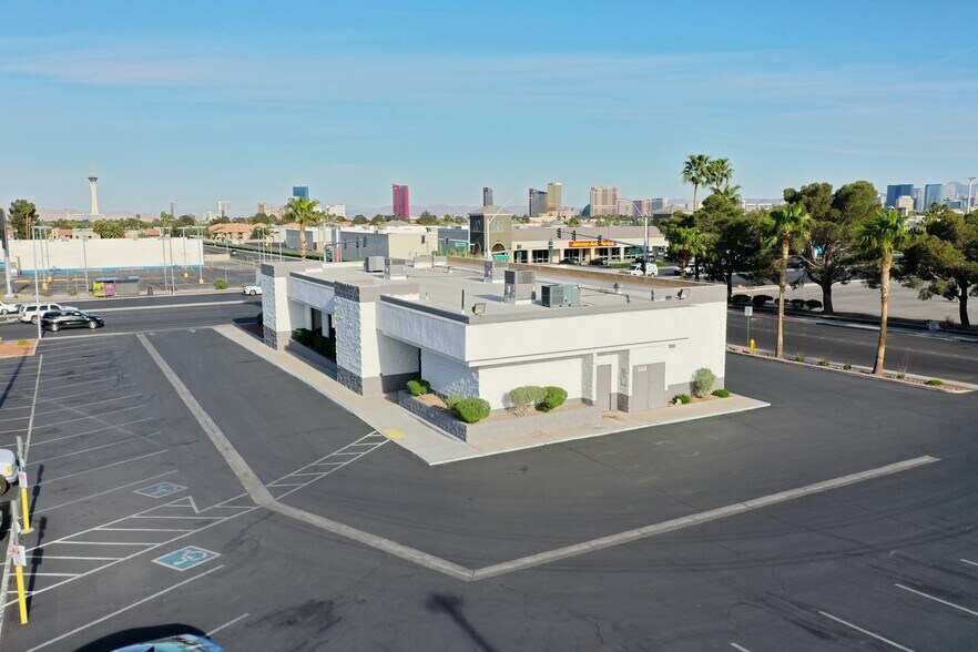 More Photos Of 2135 S Decatur Blvd, Las Vegas Restaurant For Lease