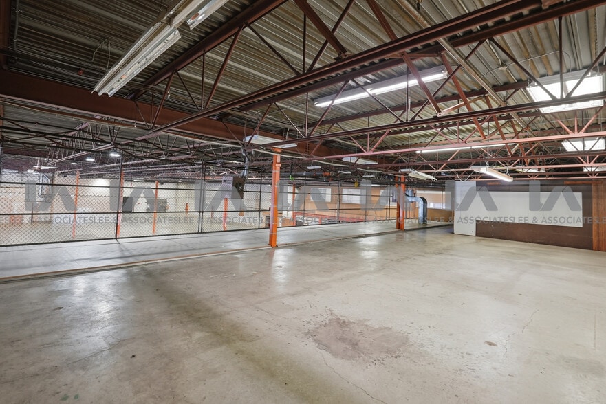 More Photos Of 18788 96th Ave, Surrey Warehouse For Lease