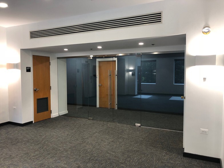 More Photos Of 877 Baltimore Annapolis Blvd, Severna Park Office For Lease