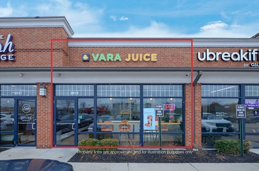 Primary Photo Of 2017-2035 Polaris Pky, Columbus Storefront For Lease