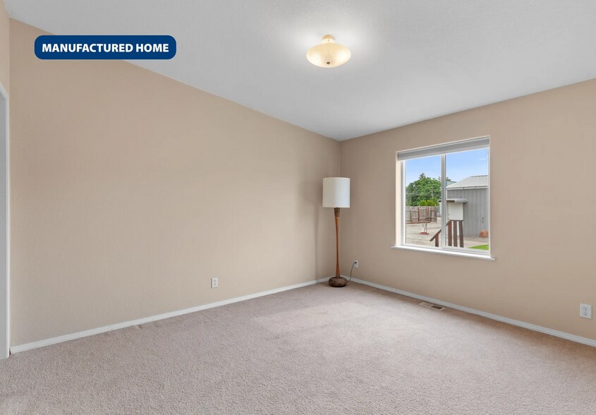 More Photos Of 24706 E Wellesley Ave, Otis Orchards Restaurant For Sale