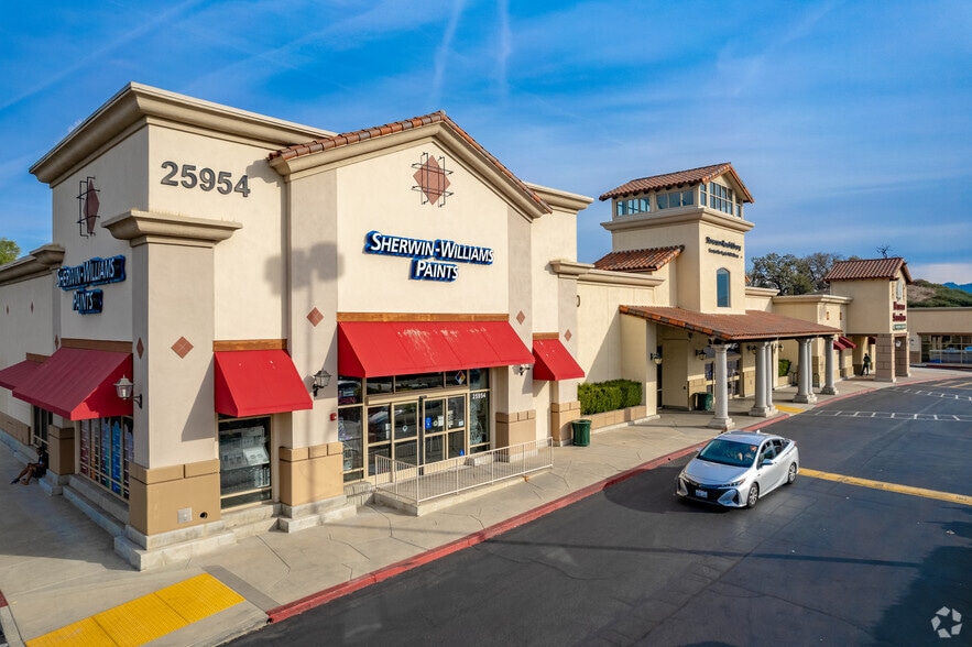 More Photos Of 25450 The Old Rd, Valencia Unknown For Lease