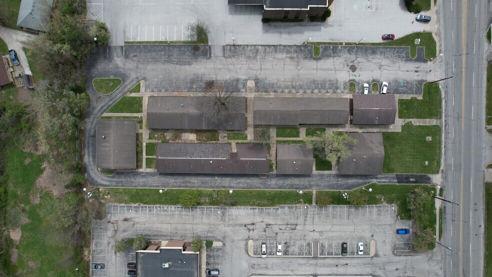 More Photos Of 1303 N Arlington Ave, Indianapolis Medical For Sale