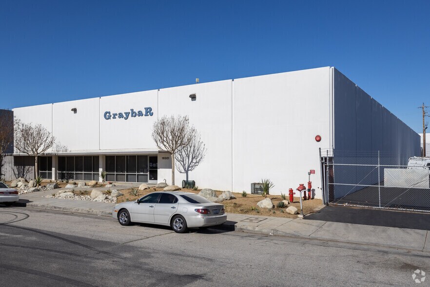 More Photos Of 8045 Woodley Ave, Van Nuys Unknown For Lease