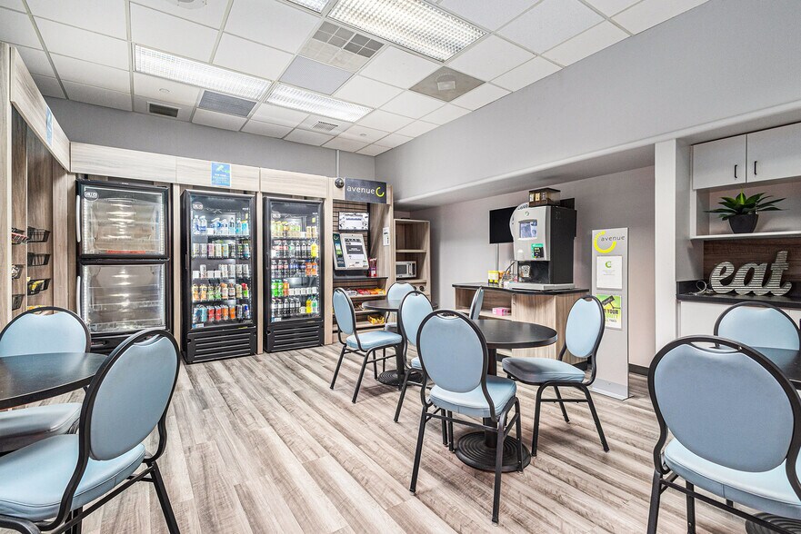 More Photos Of 2001 Park Pl, Birmingham Office For Lease