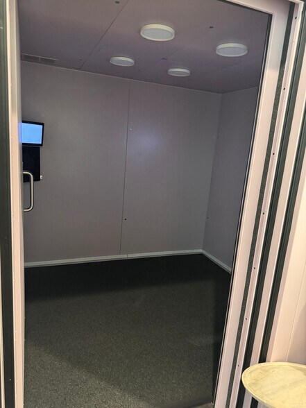 More Photos Of 1140 N Kimball Ave, Southlake Office For Lease