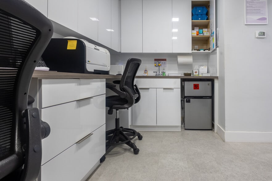 More Photos Of 9851 NW 58th St, Miami Flex For Sale