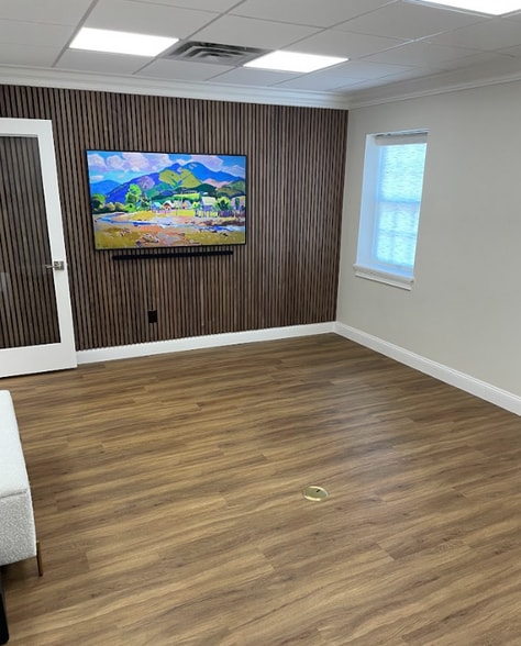 More Photos Of 311 Barnum Ave, Port Jefferson Medical For Sale