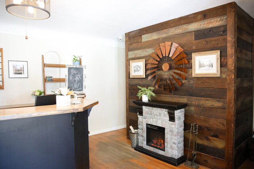 More Photos Of 816 W Main St, Grass Valley Hotel For Sale