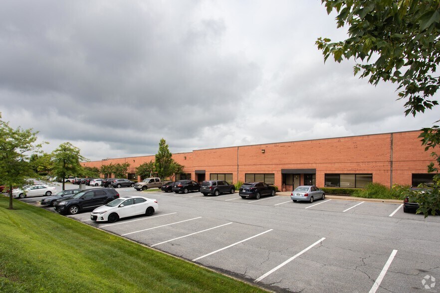 More Photos Of 5100 Pegasus Ct, Frederick Unknown For Lease