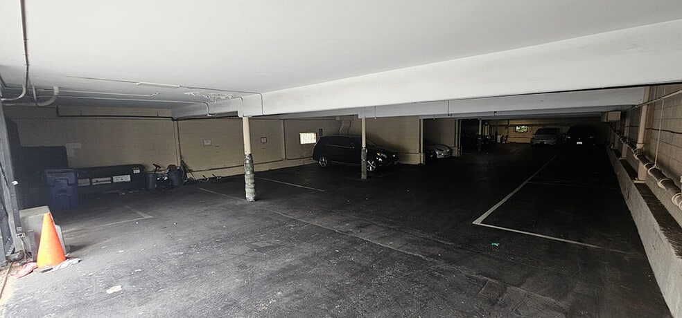 More Photos Of 2836 W 8th St, Los Angeles Office Residential For Sale