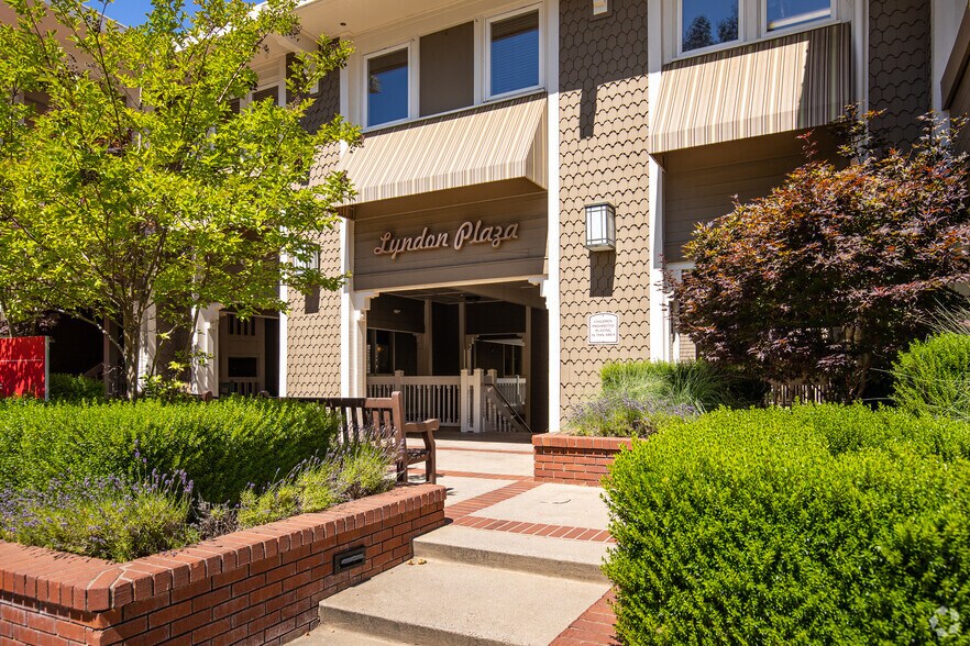 More Photos Of 20 S Santa Cruz Ave, Los Gatos Office Residential For Lease
