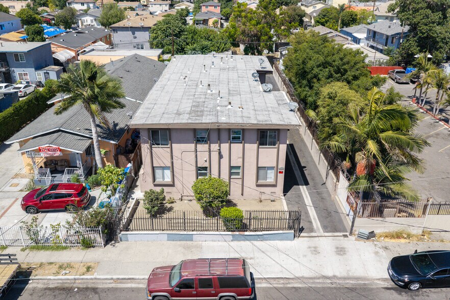 More Photos Of 1433 E 61st St, Los Angeles Apartments For Sale