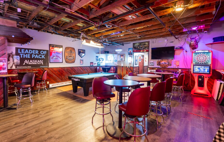 More Photos Of 314-316 Front St, Ketchikan Specialty For Sale