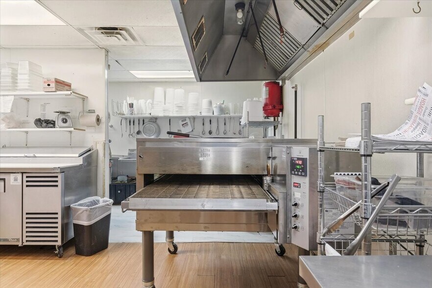 More Photos Of 547 E Main St, Ashland Restaurant For Sale