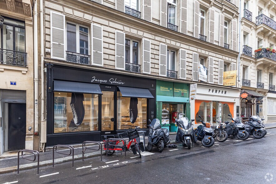 More Photos Of 10 Avenue De L'Opera, Paris Office For Sale